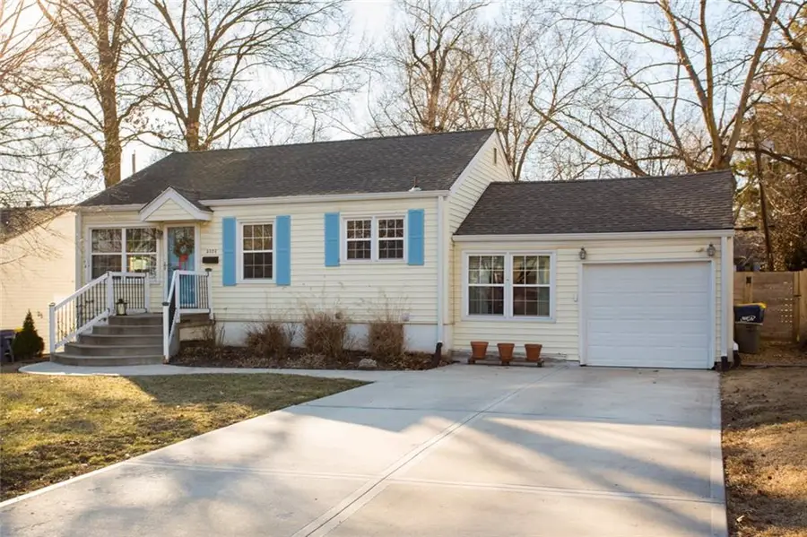 5326 Outlook Street, Mission, KS 66202 - #3