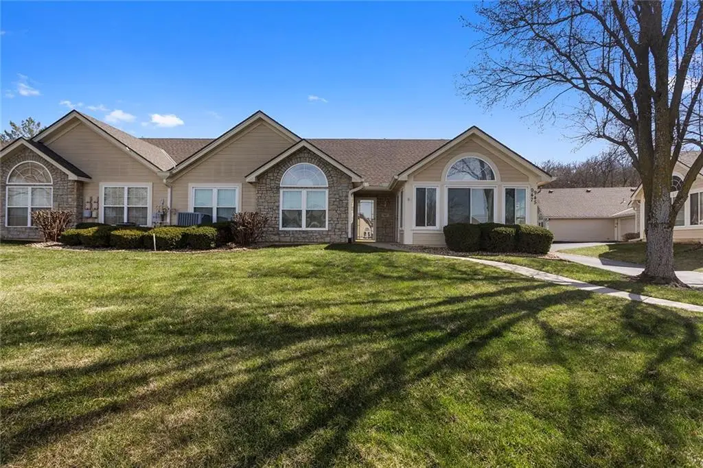 947 NE Devon Drive, Lees Summit, MO 64064 - #1