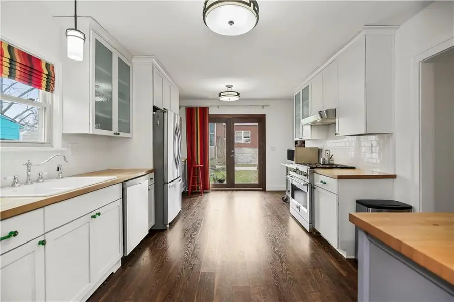 2120 Gentry Street, Kansas City, MO 64116 - #3