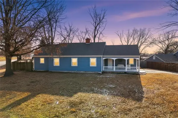 801 E Lexington Street, Richmond, MO 64085