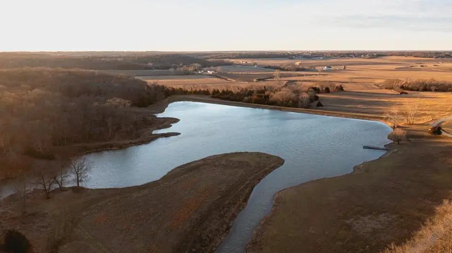 862 E 900 Road, Lawrence, KS 66047 - Image #2