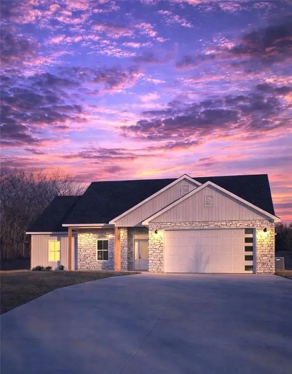 329 NE 21st Road, Warrensburg, MO 64093 - #1