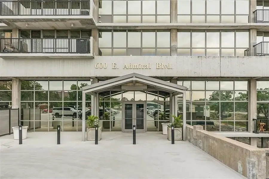 600 Admiral Boulevard #1607, Kansas City, MO 64106 - #2