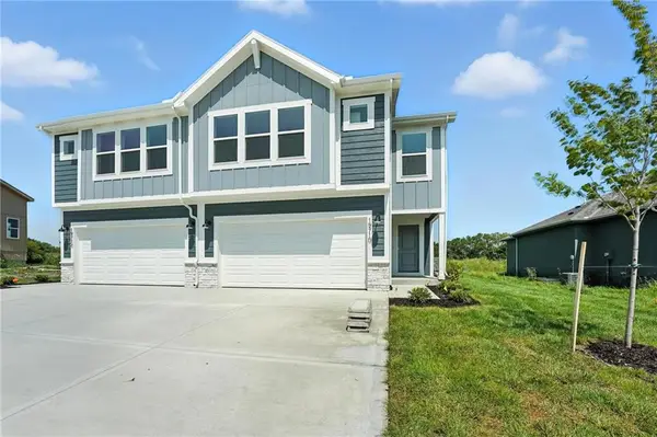 19710 W 195th Place, Spring Hill, KS 66083