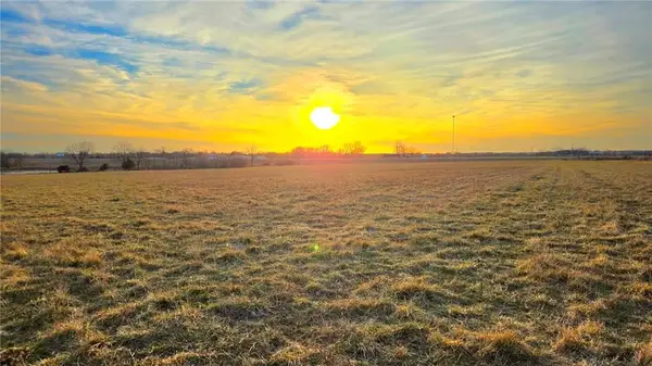 00000 Umphenour Road, Pleasanton, KS 66075