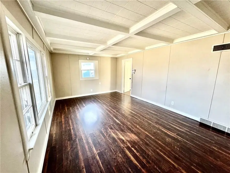 1802 Main Street, Saint Joseph, MO 64505 - #3