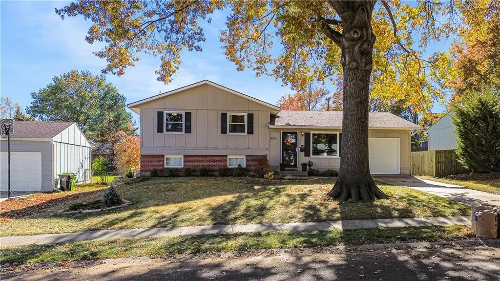 8925 W 101st Street, Overland Park, KS 66212 - #1