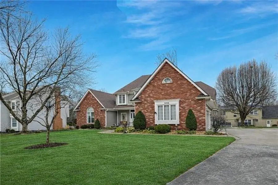 3204 W 129th Street, Leawood, KS 66209 - #3