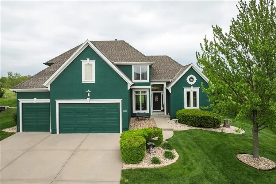 4417 N 141st Street, Basehor, KS 66007 - #2