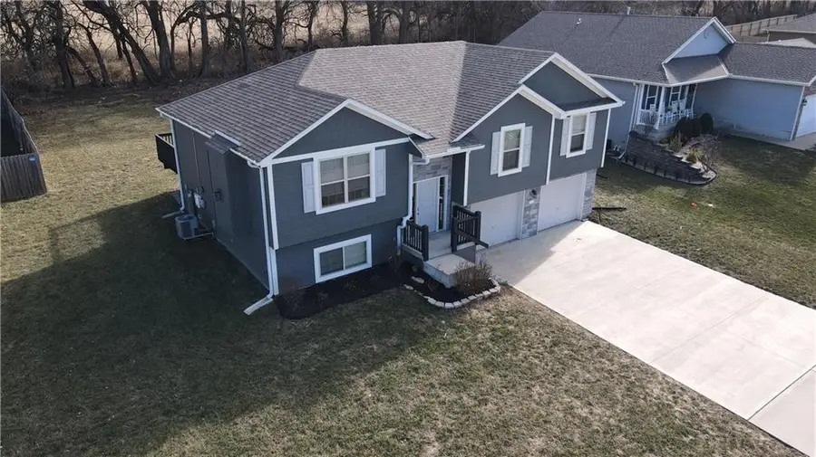 709 Hollis Avenue, Belton, MO 64012 - #2