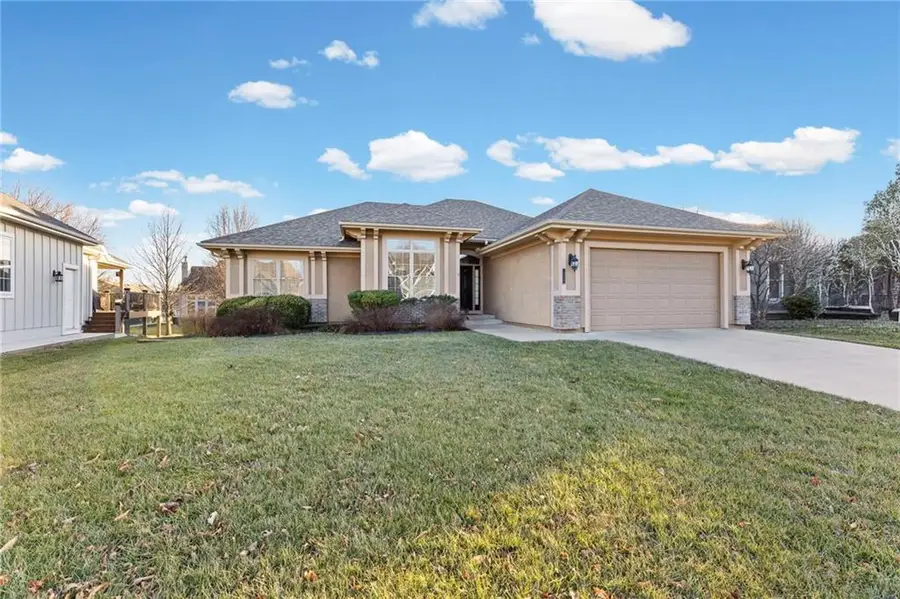 24021 Eagle Court, Paola, KS 66071 - #2