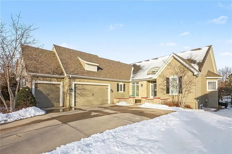 15605 Pawnee Street, Overland Park, KS 66224 - Image #2