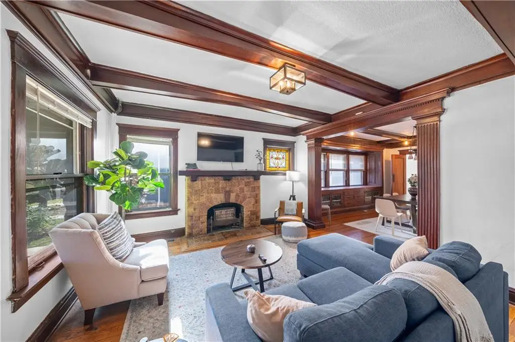 3704 Jefferson Street, Kansas City, MO 64111 - #1