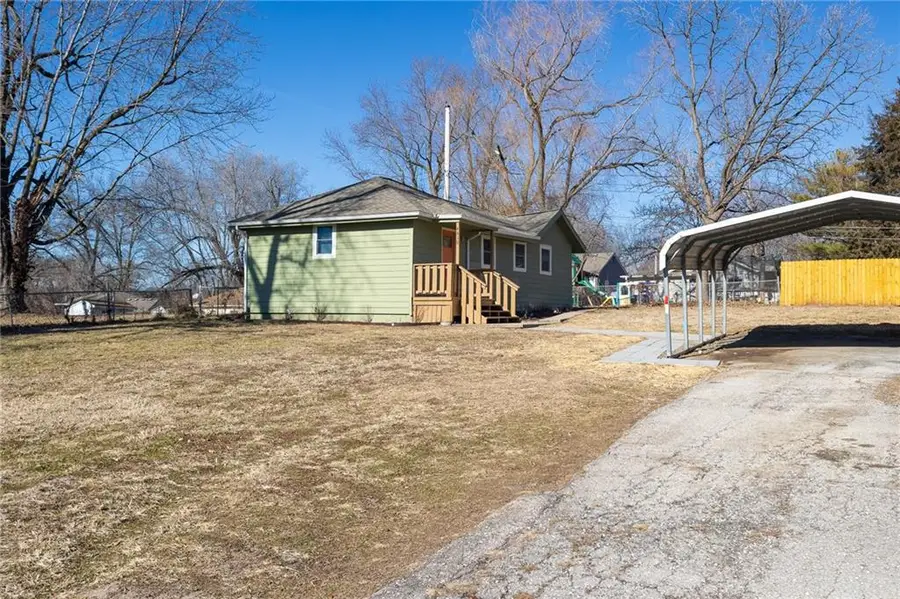 4410 NE 46 Street, Kansas City, MO 64117 - Image #2