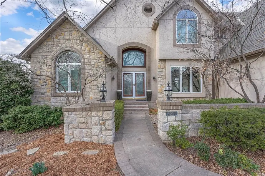 6810 W 132nd Terrace, Overland Park, KS 66209 - #2