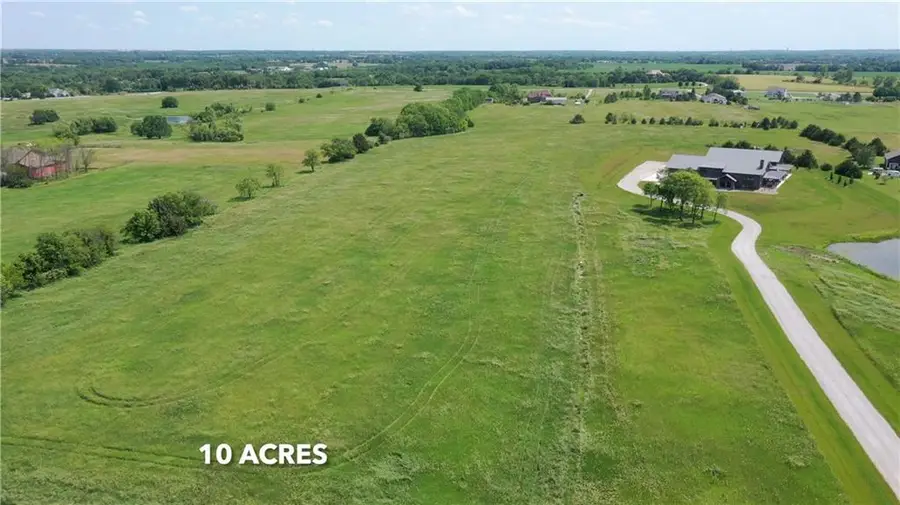 W 115th Street, Olathe, KS 66061 - #2