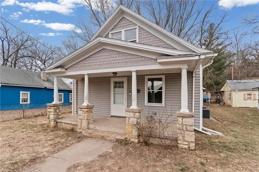 118 Vaughn Street, Excelsior Springs, MO 64024 - #3