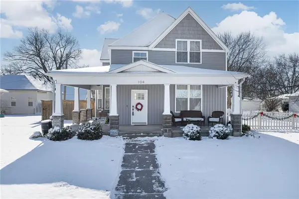 104 W Main Street, Savannah, MO 64485