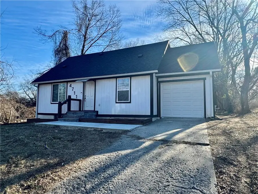 4711 E 43rd Street, Kansas City, MO 64130 - Image #2