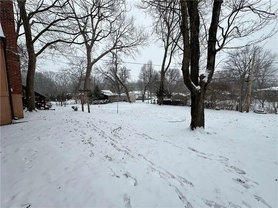 10817 W 70th Terrace, Shawnee, KS 66203 - Image #2