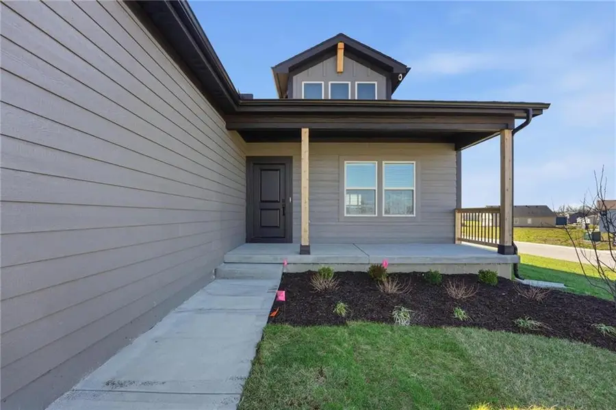 1501 SW 9th Street, Oak Grove, MO 64075 - #2