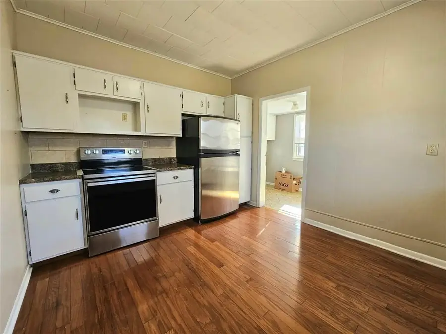 207 E Antelope Street, Girard, KS 66743 - #3