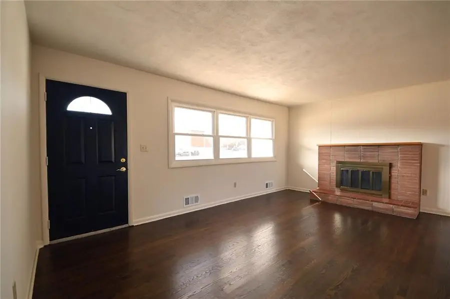 7139 Lamar Avenue, Overland Park, KS 66204 - #3