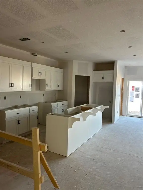 1210 SE Windbreak Drive, Lees Summit, MO 64081 - Image #2