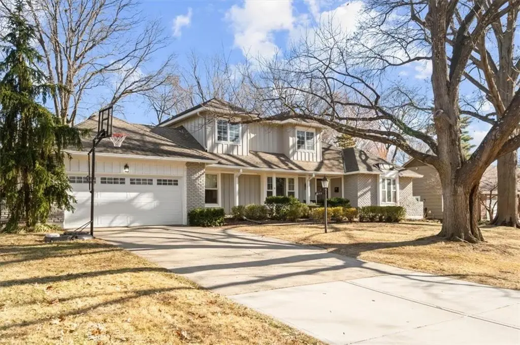 9105 El Monte Street, Prairie Village, KS 66207 - #1