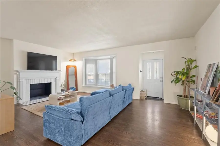 5806 Highland Avenue, Kansas City, MO 64110 - #3