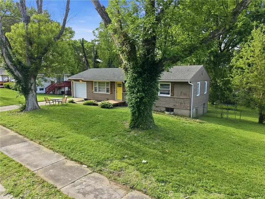 8850 E 53rd Terrace, Raytown, MO 64133 - #2