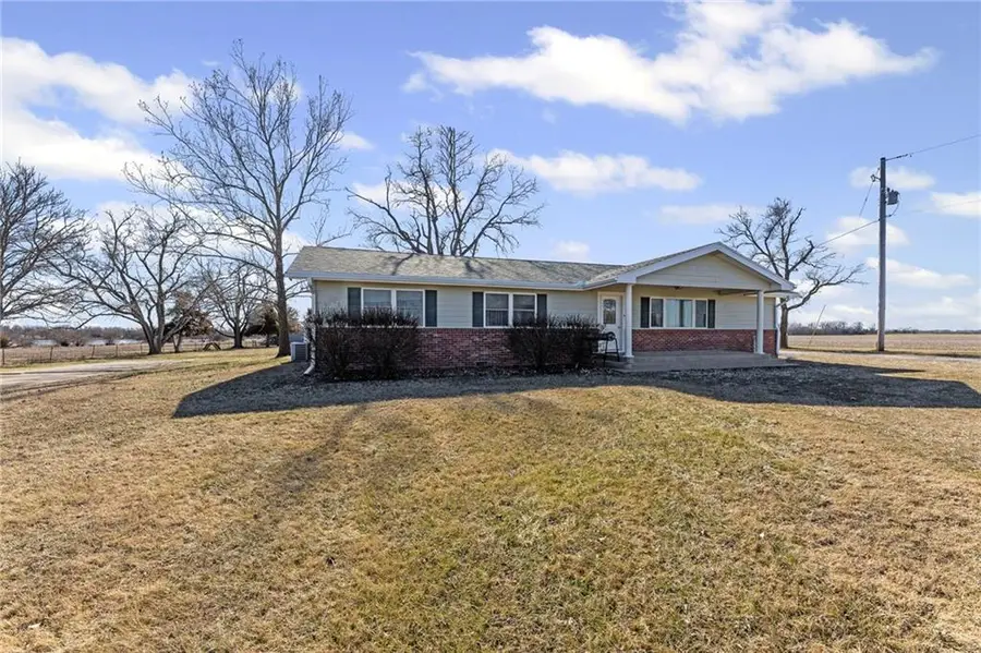 2861 Us 54 Highway, Moran, KS 66755 - #2
