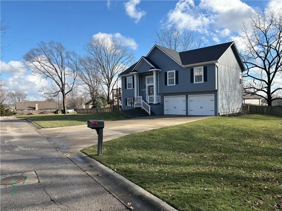 1302 Rice Street, Pleasant Hill, MO 64080 - Image #2