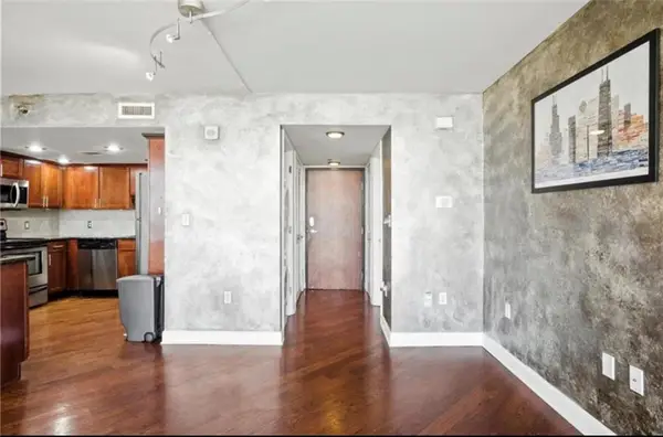 600 E Admiral Boulevard #1703, Kansas City, MO 64106