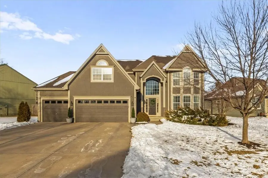 19402 W 209th Terrace, Spring Hill, KS 66083 - Image #2