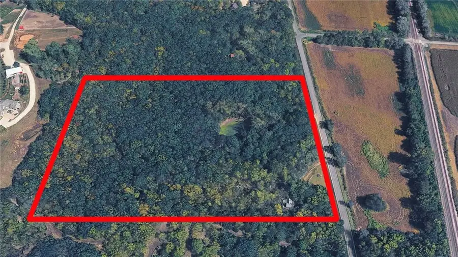 16748 Golden Road, Linwood, KS 66052 - #3