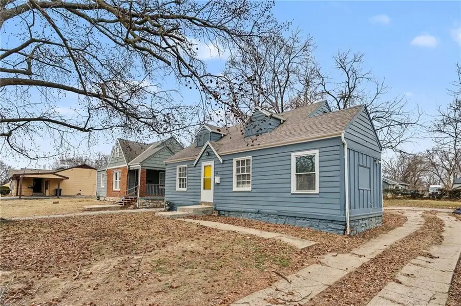1434 E 80th Street, Kansas City, MO 64131 - Image #2