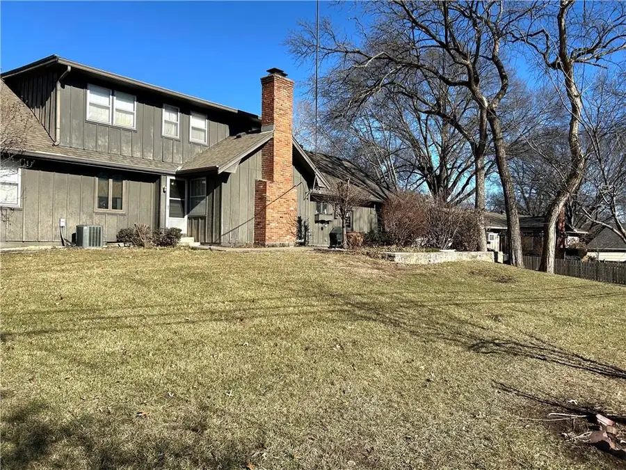 6901 W 101st Street, Overland Park, KS 66212 - Image #3