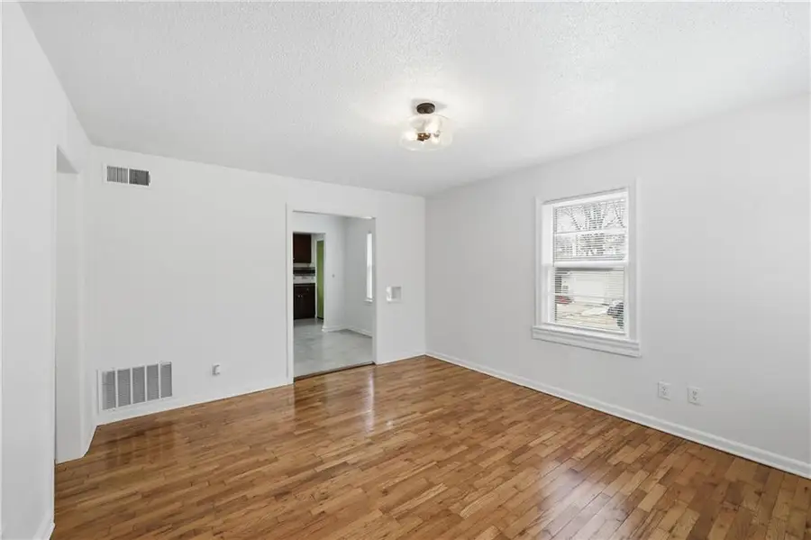 1201 E 80th Terrace, Kansas City, MO 64131 - #3