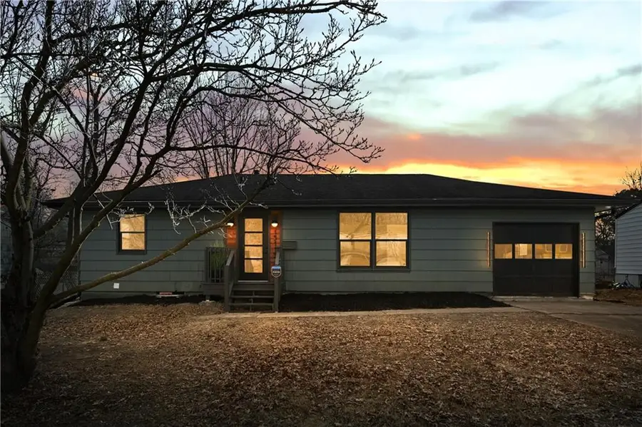 13113 Herrick Avenue, Grandview, MO 64030 - Image #2