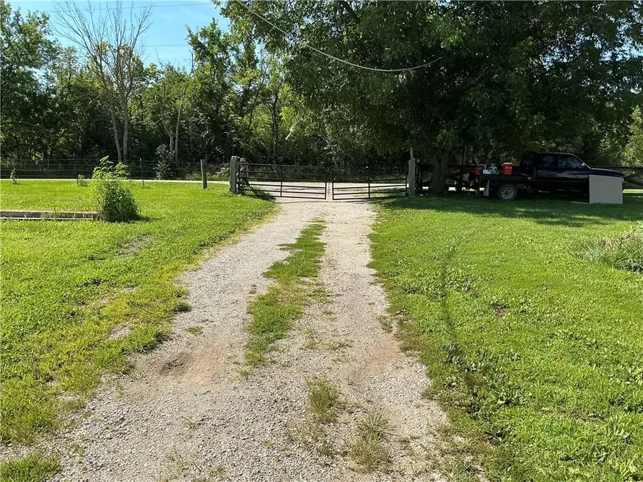 34990 W 135th Street, Olathe, KS 66061 - #3