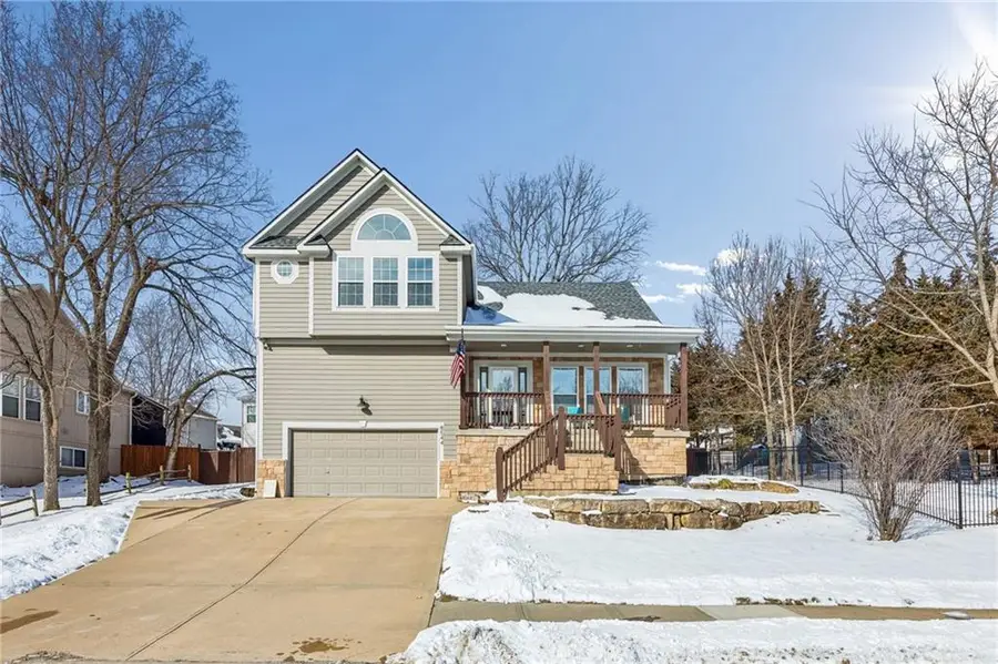 8544 Primrose Street, De Soto, KS 66018 - Image #2