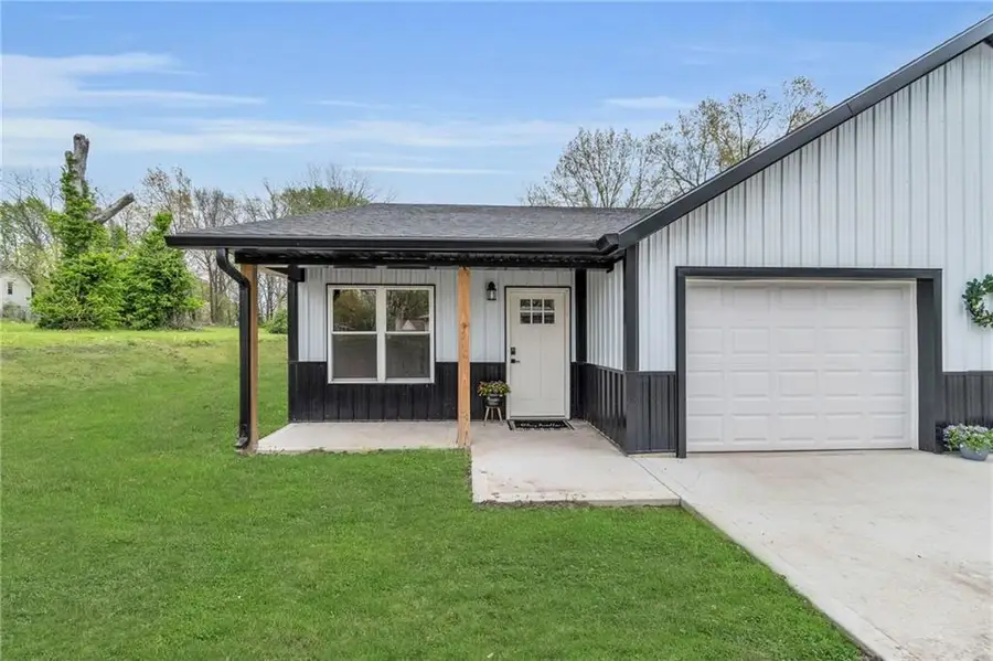 W 1/2 Lot 1 Railroad Addition Street, Hamilton, MO 64644 - #2