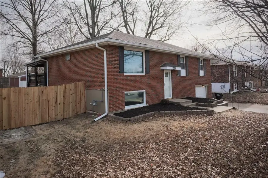 1309 S Mchenry Street, Independence, MO 64057 - Image #3