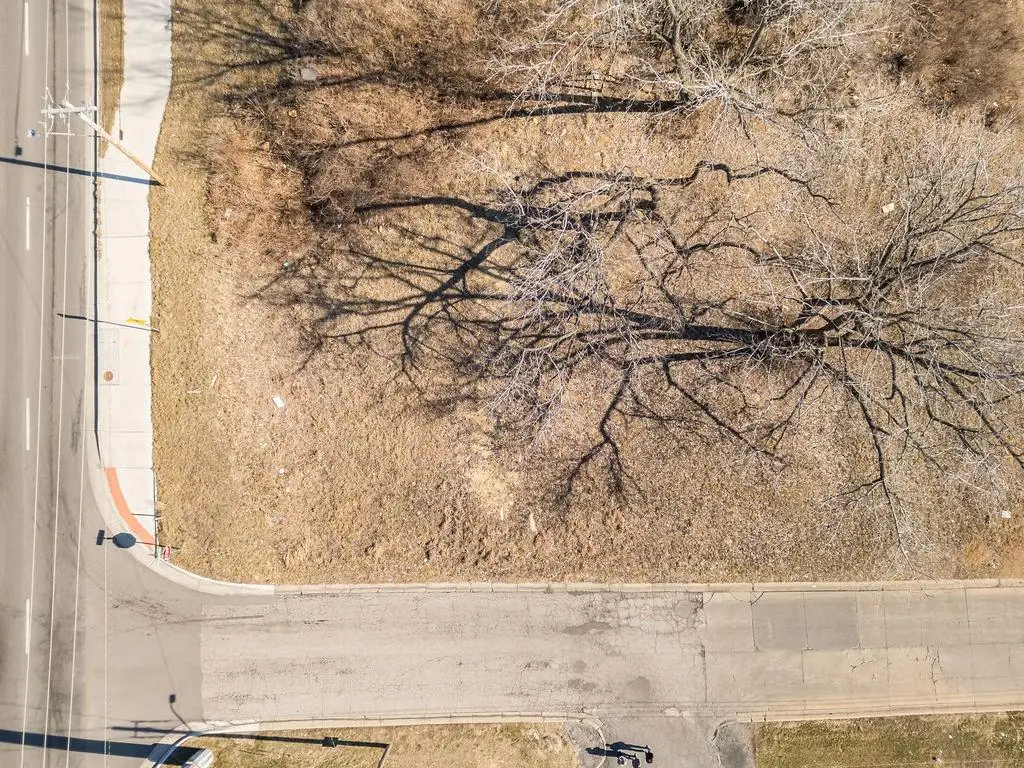 11225 E Us Highway 24 Highway, Independence, MO 64054 - #1