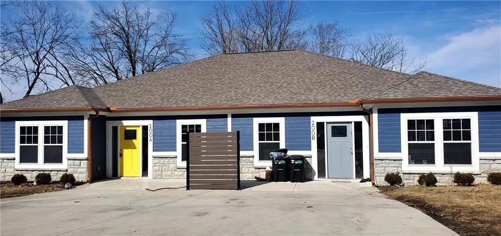 200 SE 8th Street, Oak Grove, MO 64075 - #1