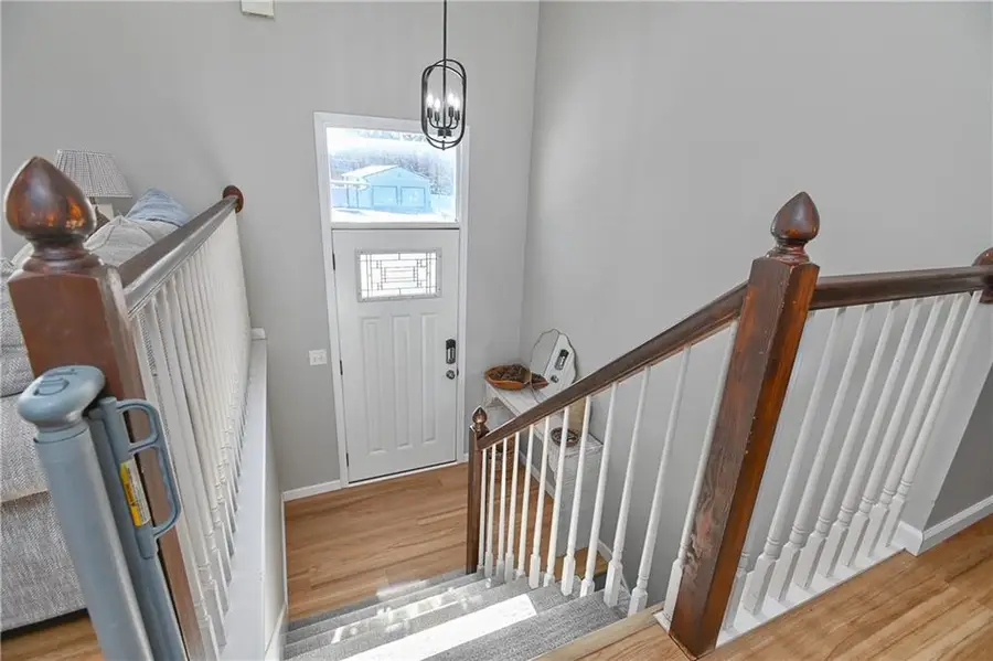 8006 S Church Road, Pleasant Valley, MO 64068 - Image #2