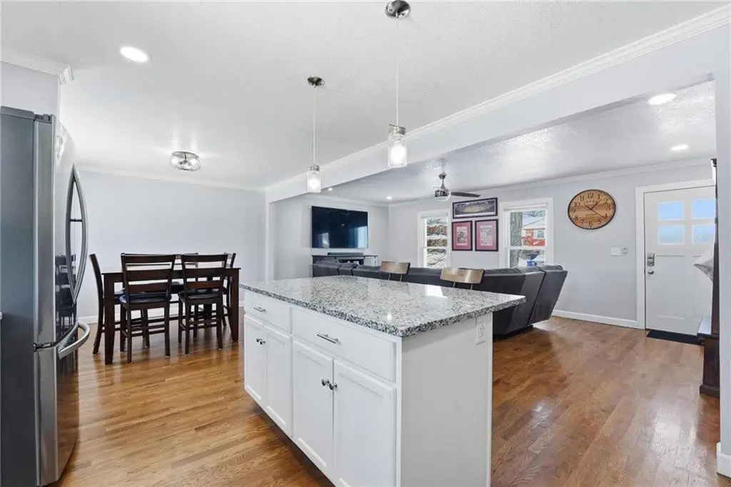 6009 Earnshaw Street, Shawnee, KS 66216 - #1