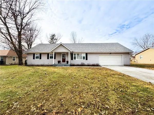 207 Gunsmoke Drive, Clinton, MO 64735