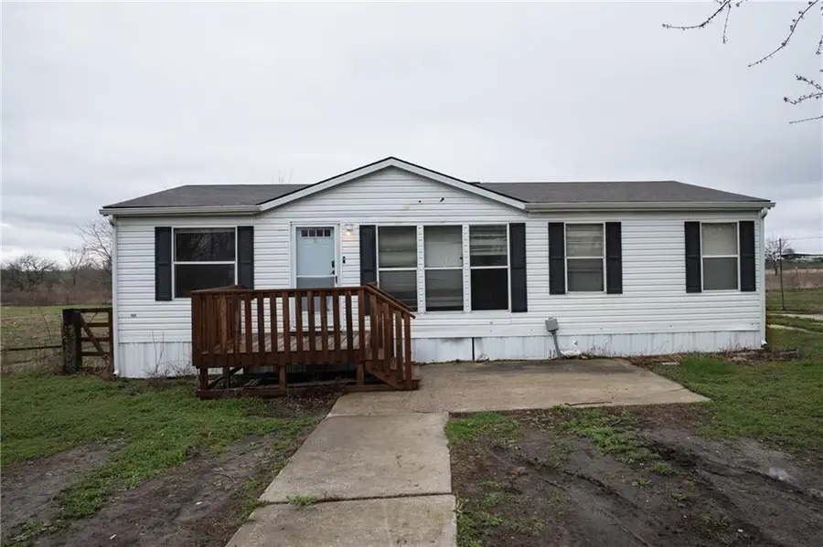 1 SW 575th Road, Warrensburg, MO 64093 - #2